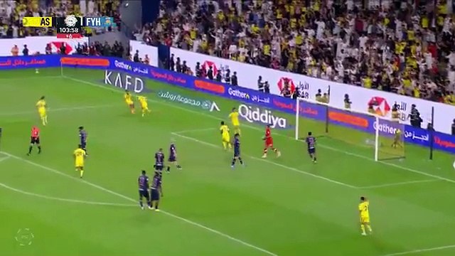 رقصة رونالدو بالعقال تتصدر الترند في السعودية