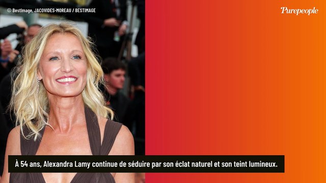 On en prend toutes parce que c'est super : A 54 ans, Alexandra Lamy mise sur ce produit pour ses bienfaits aussi bien à l'intérieur qu'à l'extérieur