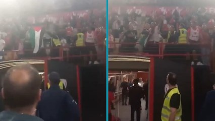 Olympiakos Tribünlerinde Filistin Bayrağı Açıldı!