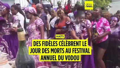 Haïti : des fidèles célèbrent le jour des morts lors du festival annuel du vodou