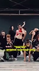 blackpink hot reaction to BTS  #bts#straykids#blackpink#shorts#liskook#jungkook#felix#jalebibaby#fyp - EMK SHORT OFFICIAL (360p, h264, youtube) (14)