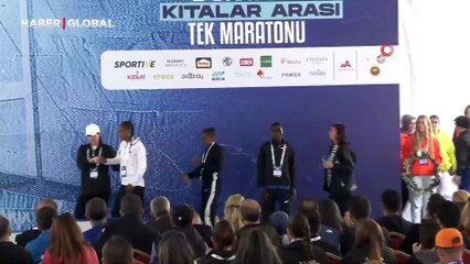 47. İstanbul Maratonu'nda kazananlar ödüllerini aldı