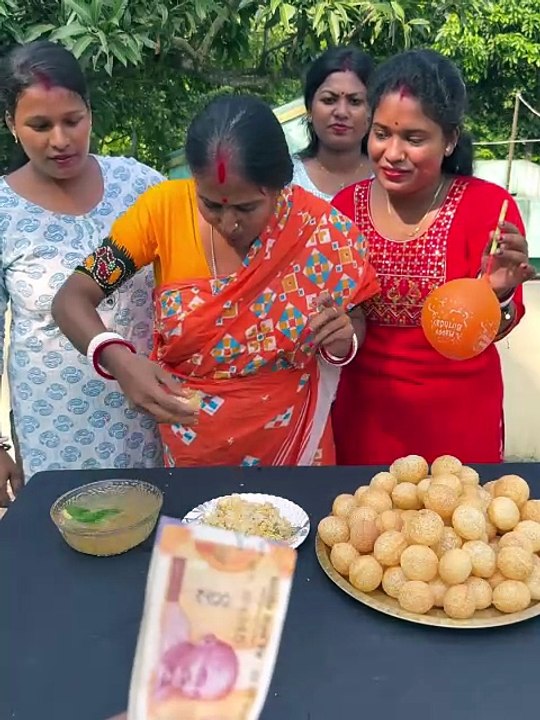 মজার চ্যালেঞ্জ: 🎈 Balloon ফুলাও, Unlimited ফুচকা খাও! | Epic Fuchka Eating Challenge