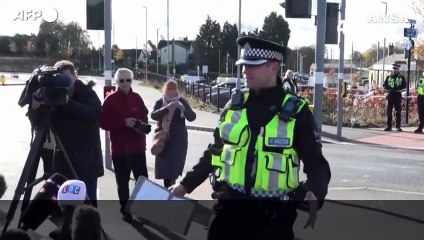 Attacco sul treno per Londra, la polizia: "Esclusa la matrice terroristica"