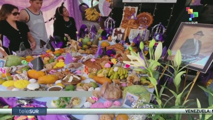 Bolivia | Families celebrate All Saints' Day, honoring the deceased