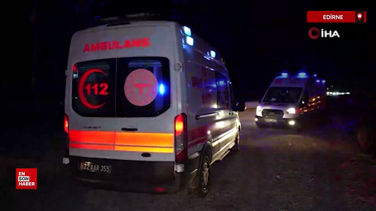 Edirne'de iki tır ve üç otomobilin karıştığı zincirleme kazada 1 kişi öldü