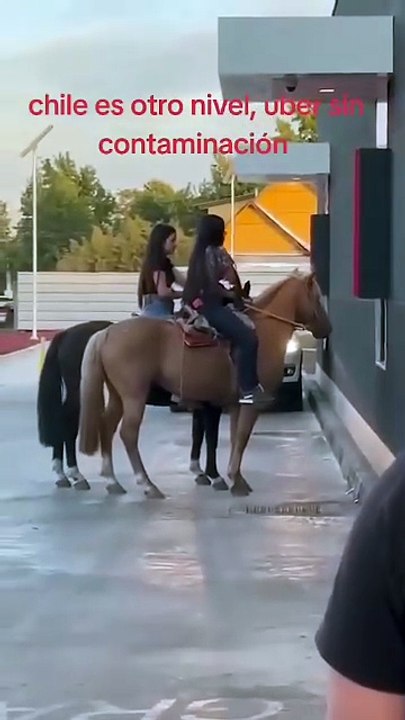 Uber Otro Nivel Sin Contaminación #chile #rancheras #mcdonalds