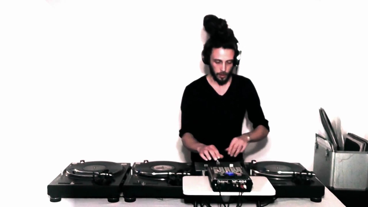 Alex Nilson - Introspection P.2 (Mix-Video) Techno/Sci-Fi/Mental