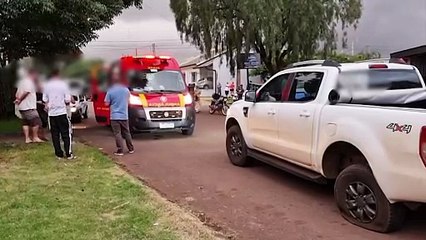Três veículos se envolvem em acidente no Bairro Santa Felicidade