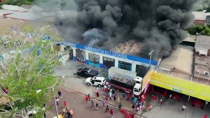 Salto del Guairá: Equipes controlam incêndio na Mitsuo, mas situação ainda requer atenção