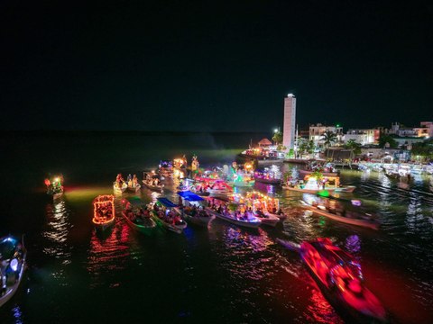 Paseo Náutico de Pixanes Río Lagartos 2025: tradición, luz y color en Yucatán