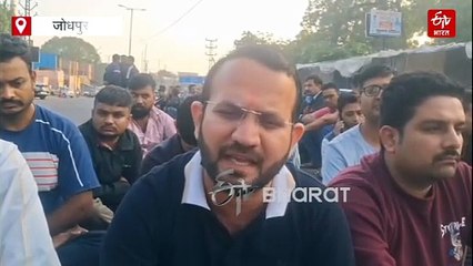 फलोदी हादसे के बाद मृतकों के परिजन मोर्चरी के बाहर धरने पर बैठे, सूरसागर विधायक ने भी मौके पर बिताई रात