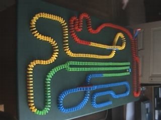 DOMINOS