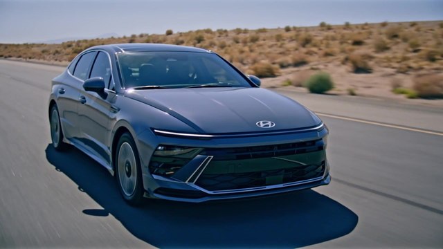 2026 Hyundai Sonata Hybrid Driving Video