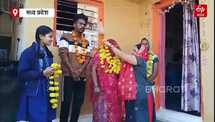 क्रांति गौड़ के वर्ल्डकप लाते ही मन्नत पूरी करने पहुंचा भाई, छतरपुर में जश्न पहले संकल्प होगा पूरा