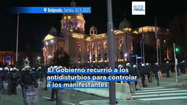 Serbia exige la dimisión del presidente Vucic ante el Parlamento de Belgrado