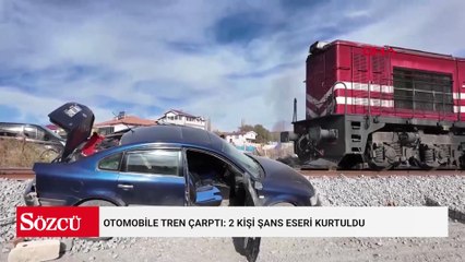 Otomobile tren çarptı: 2 kişi şans eseri kurtuldu