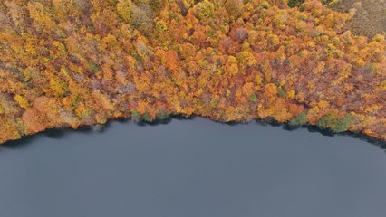 Ulugöl Tabiat Parkı’nda sonbahar renkleri hakim oldu!