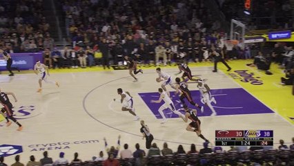 Bronny James slams home Reaves' perfect lob