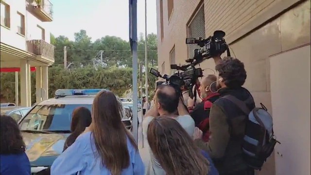 La periodista Maribel Vilaplana llega a los juzgados para declarar por su comida con Mazón