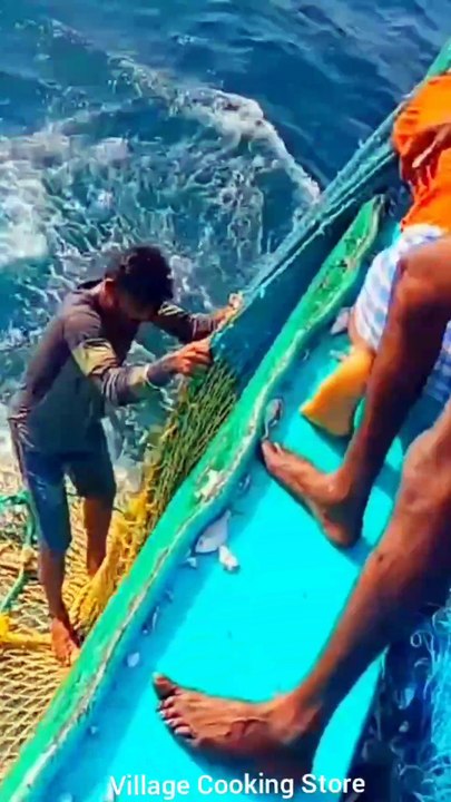 Gulf Village Cooking – Fresh Catch Fire Feast! 🌊🔥