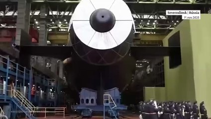 Rússia lança novo submarino nuclear com 'torpedo do Juízo Final'