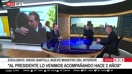 Santilli en A24 con Antonio Laje
