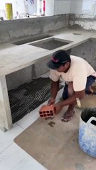 3h sáng, bạn còn lau bếp vì… nó đẹp hơn crush? 😭 Đảo đá sứ 0% thấm nước, đập bát vẫn cười! 👇 Thả “WOW” + tag 1 đứa bạn mê bếp → tui tặng stencil 3D file miễn phí!