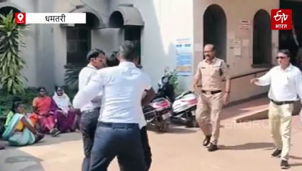 कलेक्टोरेट में युवक ने खुद पर डाला पेट्रोल, सुरक्षाकर्मियों ने रोकी बड़ी घटना