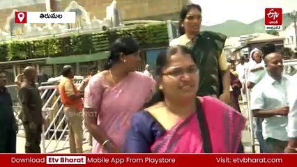 వామ్మో ఎంత ఎత్తు! - తిరుమలలో పొడవైన మహిళను చూసి భక్తుల ఆశ్చర్యం