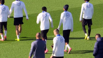 Dembélé bien présent à l’entraînement, sous les yeux de Luis Campos et Nasser