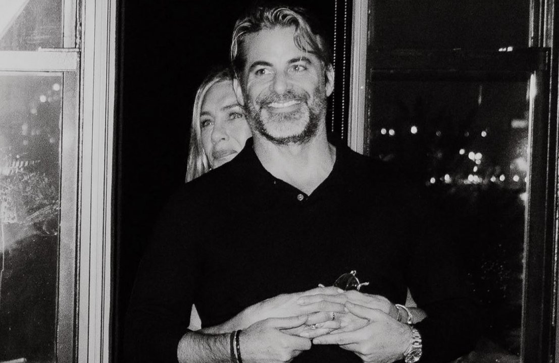 Jennifer Aniston macht Beziehung mit Freund auf Insta offiziell
