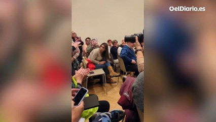 Ovación a las víctimas de la dana a su llegada a un acto en Madrid