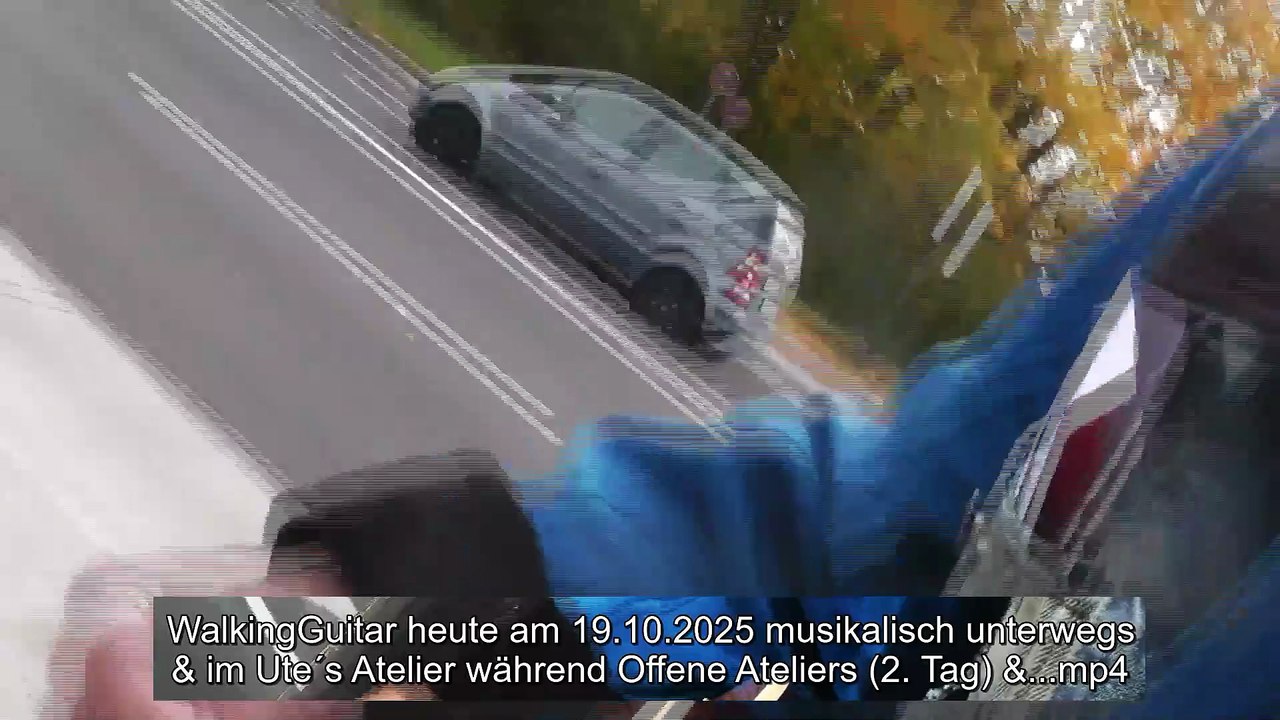 WalkingGuitar heute am 19.10.2025 musikalisch unterwegs & im Ute´s Atelier während Offene Ateliers (2. Tag) &.._edit 🎸 🎤 🎵 📹