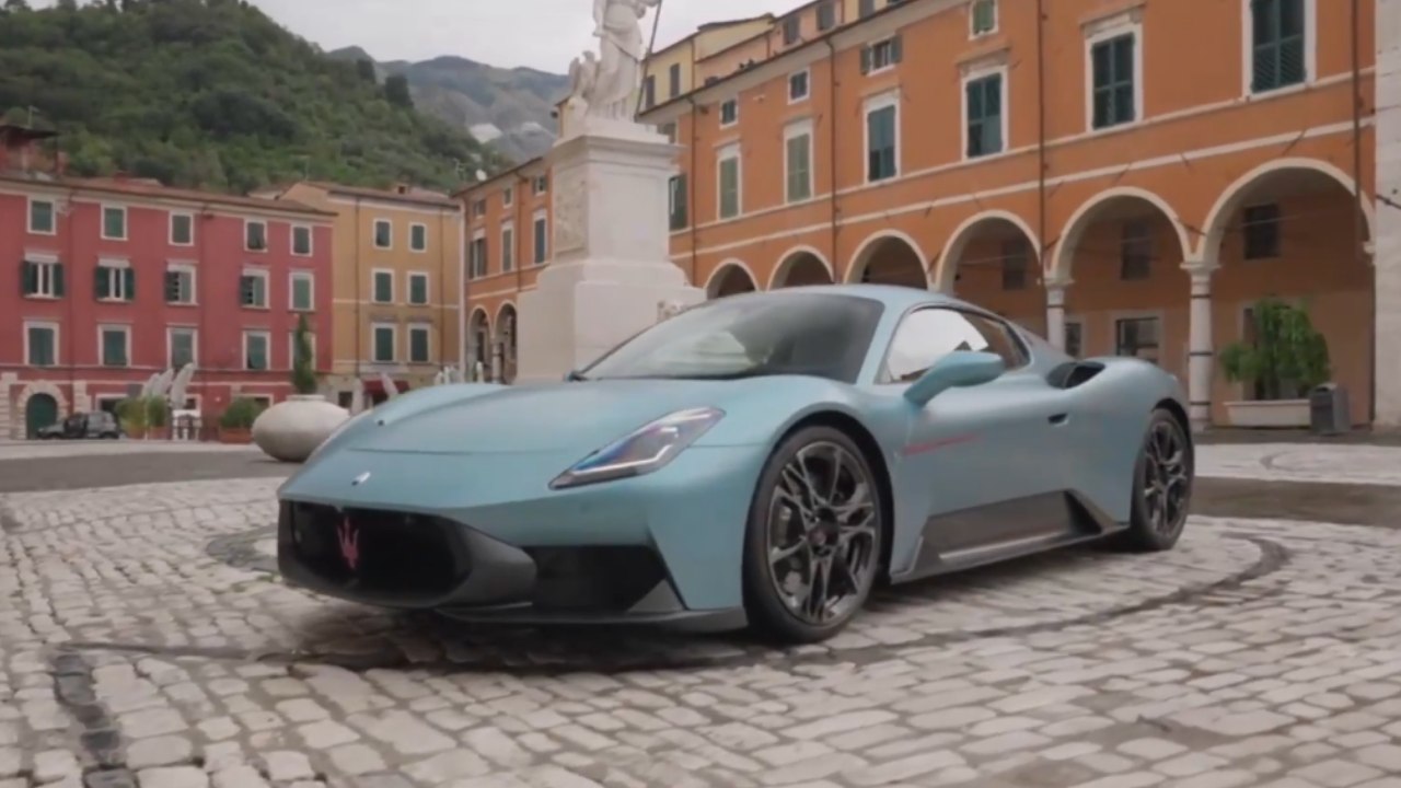 2026 Maserati MCPura Cielo – V6-Biturbo & Glasdach gegen den Herbstblues