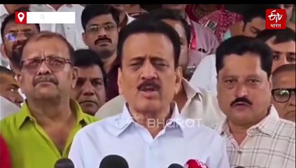 नाशिकमध्ये भाजपात जोरदार इनकमिंग; माजी आमदाराचा पत्नीसह पक्षात प्रवेश