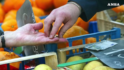 Povertà in Italia: scende reddito reale delle famiglie, inferiore rispetto al 2008