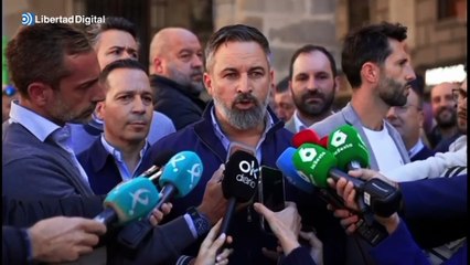Abascal, muy duro contra el PP: "Acaba dando un chivo expiatorio que exonera a Sánchez"