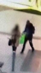 Milano, donna accoltellata in Gae Aulenti: il momento dell'aggressione