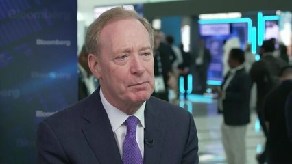 Microsoft to Invest $8 Billion in Data Centers, Chips in UAE