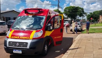 Mulher fica ferida após cair ao desembarcar de veículo em Cascavel