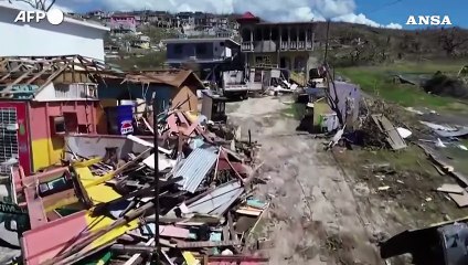 Giamaica, la distruzione seminata dall'uragano Melissa