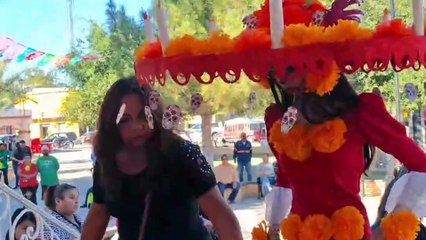 Exitosa realización del Concurso de Catrinas y Catrines en el Corredor Artesanal Múzquiz