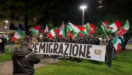 Trento, tensione in piazza Cantore: contestato il presidio di CasaPound