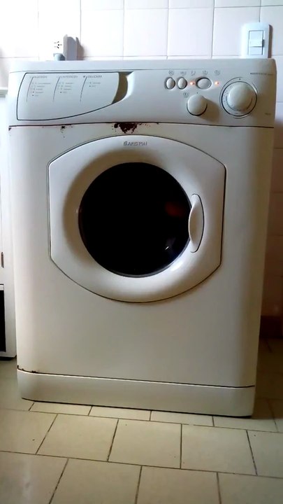 Ariston Margherita AB43 - Spin Cycle