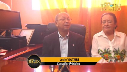 Vizit otorite yo ak distribisyon kit alimantè nan kan Kenscoff.