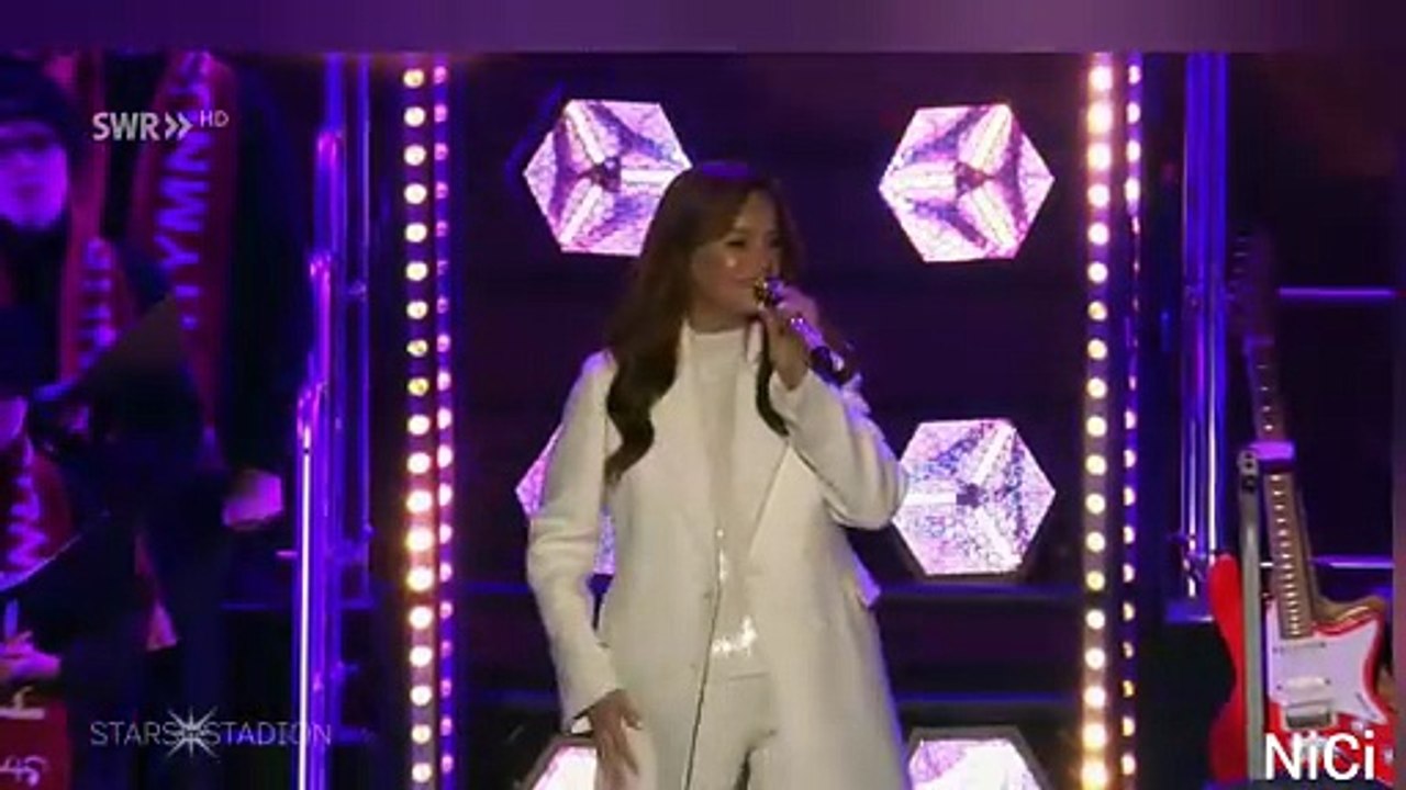Andrea Berg -Weißer Winterwald   (Stars im Stadion -Das große Weihnachtskonzert 2024)