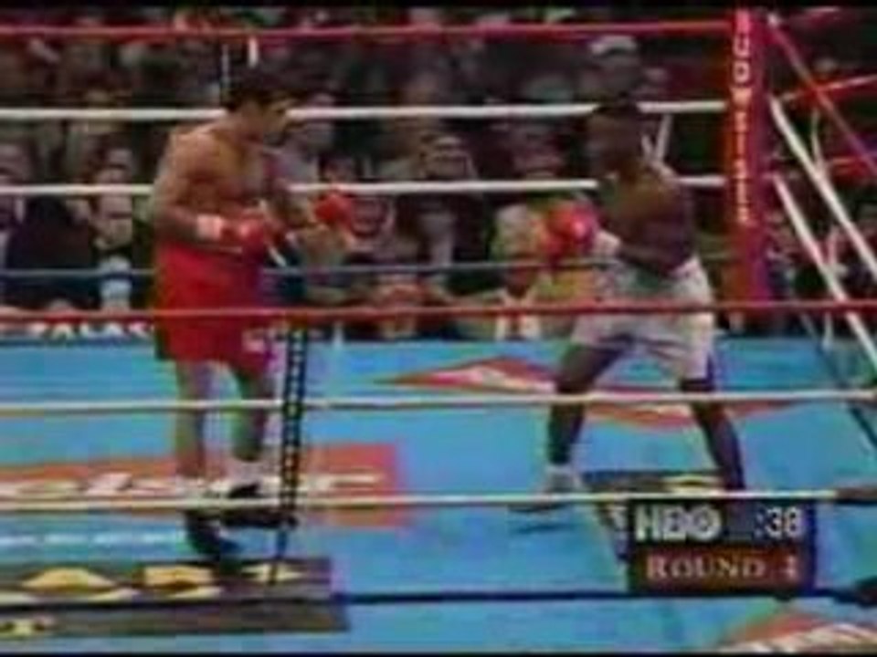 Pernell Whitaker vs. Oscar De la Hoya  1/2