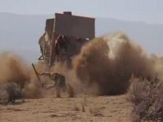 Tremors Explained in 60 Seconds 🦖 | Spoiler Alert!