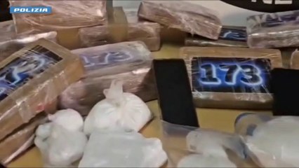 Maxi sequestro di droga a Roma, arrestati padre e figlio con 36 kg di cocaina